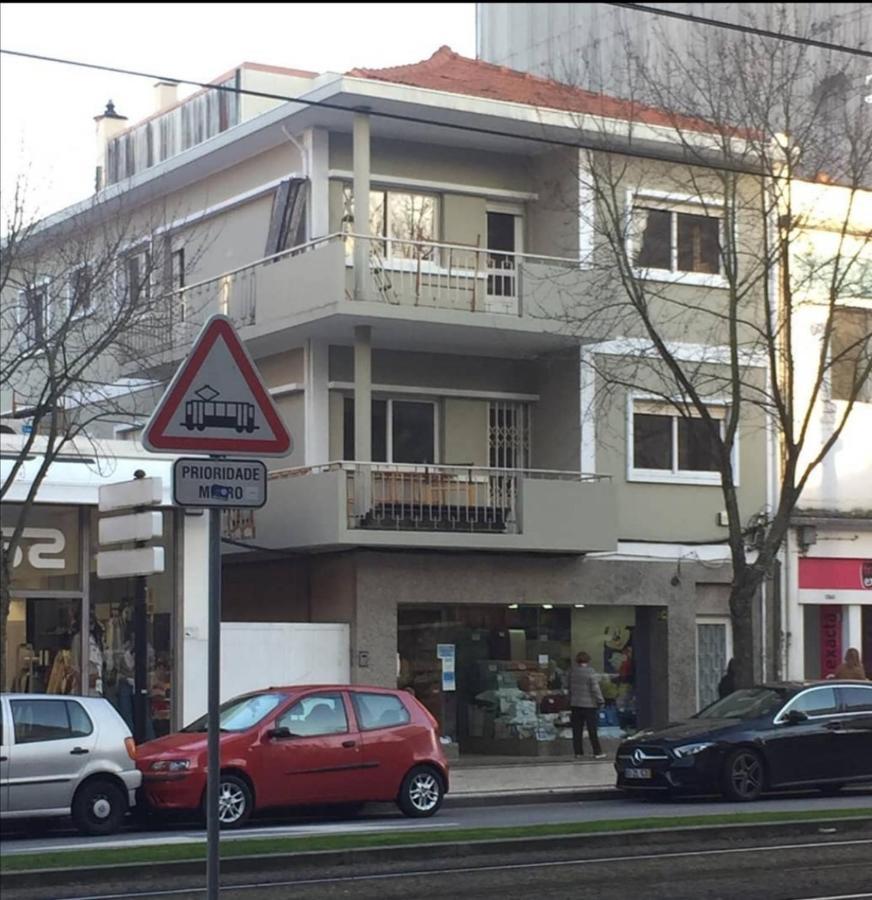 Hostel Vila Nova Вила Нова ди Гая Екстериор снимка
